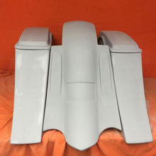 Load image into Gallery viewer, Honda Shadow Sabre 1100 6" Extended Saddlebags Out & Down Bags Rear Fender No Cut Out Lids