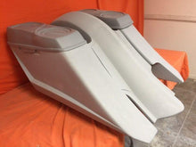 Load image into Gallery viewer, Harley Davidson 6" Trendsetter Extended Saddlebag Fender Kit - Right Side Cut Out Dual 6.5" Speaker Lids / 2014