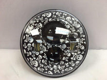 Load image into Gallery viewer, 7" DAYMAKER Replacement Mini Skulls Design Projector HID LED Light Bulb Headlight Motorcycle Harley