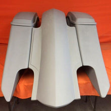 Load image into Gallery viewer, Harley Davidson 6" Trendsetter Extended Saddlebag Fender Kit - Dual Cut Outs Lids / 2014