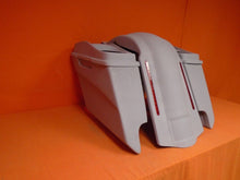 Load image into Gallery viewer, Harley Davidson 5" Heritage Softail Extended Saddlebags Dual 6.5" Speaker Lids LED Fender Dual Cutouts