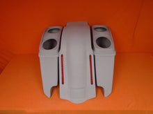 Load image into Gallery viewer, Harley Davidson 5" Heritage Softail Extended Saddlebags Dual 6.5" Speaker Lids LED Fender Dual Cutouts