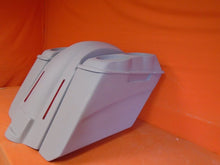 Load image into Gallery viewer, Harley Davidson 5" Heritage Softail Extended Saddlebags Dual 6.5" Speaker Lids LED Fender No Cutouts