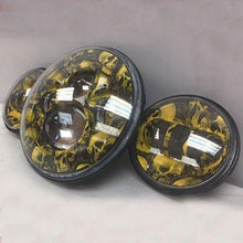 Load image into Gallery viewer, 7" DAYMAKER YELLOW SKULL DESIGN Headlight Dual 4.5" - 4 1/2" Auxiliary Spot Passing LED Fog Lights Bulb Harley SET