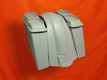 Load image into Gallery viewer, Harley Davidson 6" Extended Saddlebags Dual 6.5" Speaker Lids Fender No Cutouts