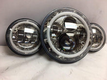 Load image into Gallery viewer, 7" DAYMAKER DICEY GAMBLE DESIGN Headlight Dual 4.5" - 4 1/2" Auxiliary Spot Passing LED Fog Lights with BLUE Halo Bulb Harley SET