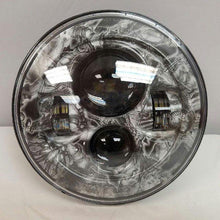 Load image into Gallery viewer, 7" DAYMAKER Replacement World Of War Design Projector HID LED Light Bulb Headlight Motorcycle Harley