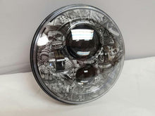 Load image into Gallery viewer, 7" DAYMAKER Replacement Dicey Gamble Design Projector HID LED Light Bulb Headlight Motorcycle Harley