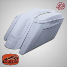 Load image into Gallery viewer, Suzuki M109R Fifty Five Extended Stretched Saddlebags Fender NoCutOut & Lids