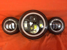 Load image into Gallery viewer, 7" DAYMAKER Red HALO Headlight Dual 4.5" - 4 1/2" HALO Auxiliary AUX Black Spot Passing LED Fog Lights Bulb Harley SET