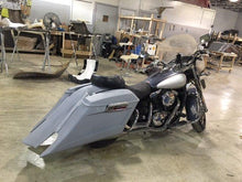 Load image into Gallery viewer, Kawasaki Nomad Vulcan 1500 6" Extended Stretched BOLT ON Trendsetter Bags Rear Fender Dual Cut Out