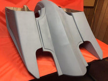 Load image into Gallery viewer, Kawasaki Nomad Vulcan 1500 6" Extended Stretched BOLT ON Trendsetter Bags Rear Fender Dual Cut Out