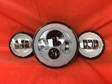 Load image into Gallery viewer, 7" DAYMAKER WHITE Headlight Dual White 4.5" - 4 1/2" Auxiliary AUX Spot Passing LED Fog Lights Bulb Harley SET
