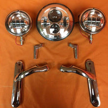 Load image into Gallery viewer, Harley Davidson Chrome 4.5" Auxiliary Spot Fog Light For Harley Electra Street Glide FLHX FLH