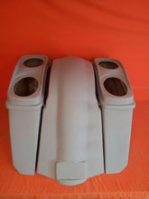 Load image into Gallery viewer, Harley Davidson Heritage Softail 5" Extended Saddlebags Dual 6 x 9 Speaker Lids Fender No Cutouts