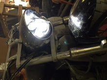 Load image into Gallery viewer, Honda VTX 1300 / 1800 C / R / S - 5 3/4" DAYMAKER Chrome HID LED Light Bulb Headlight Motorcycle 5.75" Mount
