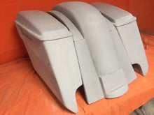 Load image into Gallery viewer, Honda VTX 1300 / 1800 5" Extended Stretched Saddlebags Rear Fender Dual Cut Outs Lids