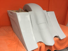 Load image into Gallery viewer, Honda Shadow Sabre 1100 6&quot; Extended Saddlebags Out &amp; Down Bags Rear Fender No Cut Out
