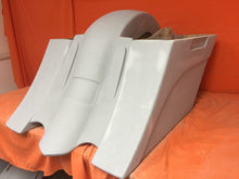 Load image into Gallery viewer, Honda Shadow Sabre 1100 6&quot; Extended Saddlebags Out &amp; Down Bags Rear Fender No Cut Out