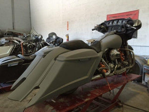 Harley Davidson 6" Trendsetter Extended Saddlebag Fender Kit - Dual Cut Outs No Lids / 2014