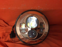 Load image into Gallery viewer, 7&quot; DAYMAKER Replacement Gold HID LED Light Bulb Headlight Motorcycle Kawasaki Vulcan Nomad 1500 / 1600
