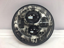 Load image into Gallery viewer, 7&quot; DAYMAKER Replacement Custom Skull Design Projector HID LED Light Bulb Headlight Motorcycle Harley