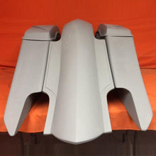 Load image into Gallery viewer, Harley Davidson 6&quot; Trendsetter Extended Saddlebag Fender Kit - Dual Cut Outs 6.5&quot; Speaker Lids / 2014