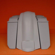 Load image into Gallery viewer, Harley Davidson Heritage Softail 5&quot; Extended Saddlebags Dual 6.5&quot; Speaker Lids Fender No Cutouts