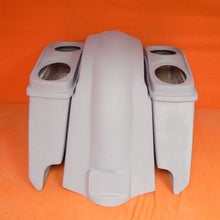 Load image into Gallery viewer, Harley Davidson 5&quot; Heritage Softail Extended Saddlebags Dual 6.5&quot; Speaker Lids Fender Dual Cutouts
