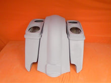 Load image into Gallery viewer, Harley Davidson 5&quot; Heritage Softail Extended Saddlebags Dual 6.5&quot; Speaker Lids Fender Dual Cutouts