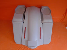 Load image into Gallery viewer, Harley Davidson 5&quot; Softail Heritage Extended Stretched Saddlebags 6.5&quot; Speaker Lids LED Fender No CutOuts