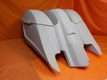 Load image into Gallery viewer, Victory Cross Country 6&quot; Trendsetter Extended Hard Saddlebags Out &amp; Down Bags Rear Fender Dual Cut Out