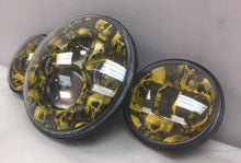 Load image into Gallery viewer, 7&quot; DAYMAKER YELLOW SKULL DESIGN Headlight Dual 4.5&quot; - 4 1/2&quot; Auxiliary Spot Passing LED Fog Lights Bulb Harley SET