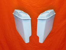 Load image into Gallery viewer, Harley Davidson 4&quot; Extended Saddlebags Dual 6 X 9 Speaker Lids With Cut Outs