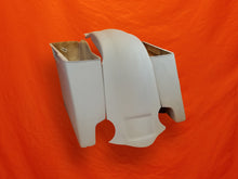 Load image into Gallery viewer, Harley Davidson 4&quot; Extended Stretched Saddlebags &amp; Cut Fender