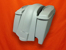 Load image into Gallery viewer, Harley Davidson 4&quot; Extended Saddlebags 6.5&quot; Speaker Lids Fender Right Cutout