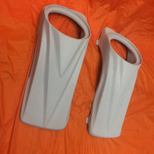 Load image into Gallery viewer, Harley Saddlebag 8.8 Speaker Lids Fits Harley Touring Stretched/Extended