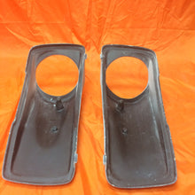 Load image into Gallery viewer, Harley Saddlebag 8.8 Speaker Lids Fits Harley Touring Stretched/Extended