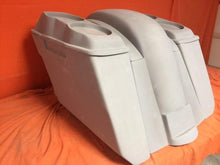 Load image into Gallery viewer, Honda VTX 1300 / 1800 5&quot; Extended Stretched Saddlebags Rear Fender No Cut Outs Dual 6.5&quot; Speaker Lids