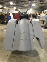 Load image into Gallery viewer, Kawasaki Vulcan &amp; Classic 800 Series 6&quot; Extended Stretched Saddlebags Trendsetter Right Side Cut Out