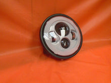 Load image into Gallery viewer, 7&quot; DAYMAKER Yamaha Royal Star Venture WHITE Projector HID LED Light Bulb Headlight Motorcycle