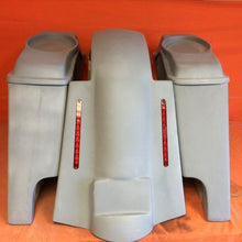 Load image into Gallery viewer, Harley Davidson 4&quot; Extended Stretched Saddlebags 6.5&quot; Speaker Lids &amp; Replacement LED Fender 89 - 08