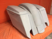 Load image into Gallery viewer, Honda VTX 1300 / 1800 5&quot; Extended Stretched Saddlebags Rear Fender Dual Cut Outs Lids