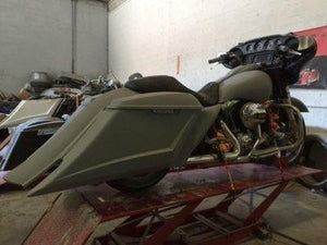 Harley Davidson 6″ Trendsetter Extended Saddlebag LED Fender Kit ? Dual Cut Outs and Standard Lids