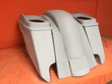 Load image into Gallery viewer, Honda VTX 1300 / 1800 5&quot; Extended Stretched Saddlebags Rear Fender Dual Cut Outs Dual 6 X 9 Speaker Lids