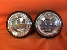 Load image into Gallery viewer, 4.5&quot; Auxiliary DAYMAKER Chrome Spot With Green Halo Passing HID LED Fog Lights Bulb Motorcycle Harley AUX PAIR 4-1/2&quot;