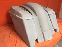 Load image into Gallery viewer, Honda VTX 1300 / 1800 4&quot; Extended Stretched Saddlebags Rear Fender Dual Cut Outs 6 X 9 Speaker Lids