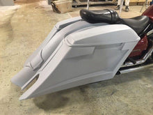 Load image into Gallery viewer, Kawasaki Vulcan &amp; Classic 800 Series 6&quot; Extended Stretched Saddlebags Trendsetter Right Side Cut Out