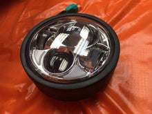 Load image into Gallery viewer, 5 3/4&quot; DAYMAKER Yamaha Star Roadliner Stratoliner XV1900A CHROME Projector HID LED Light Bulb Headlight Motorcycle
