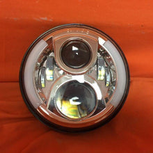 Load image into Gallery viewer, 7&quot; DAYMAKER 2014  Touring Softail Halo Chrome LED Light Bulb Headlight Motorcycle Harley Road King Street Glide Softail Harness